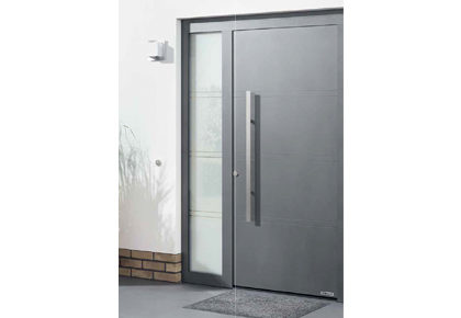 Puertas de entrada de aluminio - Instalación y venta de puertas Hörmannn